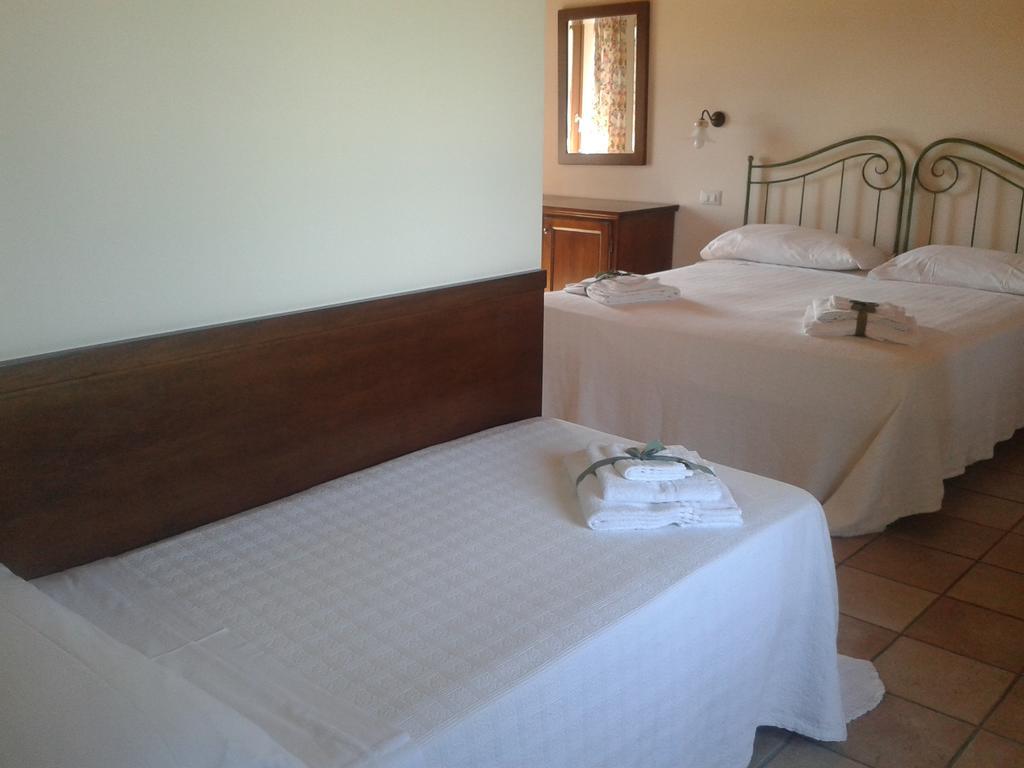 Hotel Agriturismo Anna Caterina Castelnuovo del Garda Exterior foto